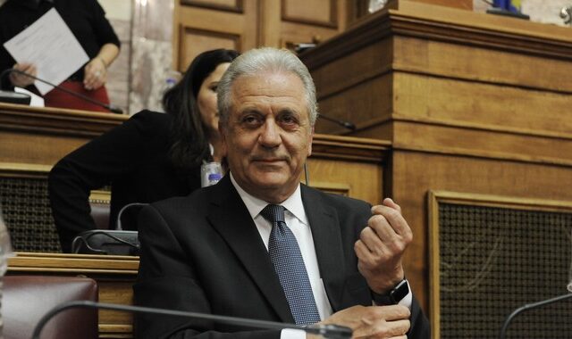 Μήνυμα Αβραμόπουλου για ταχεία ολοκλήρωση της αξιολόγησης