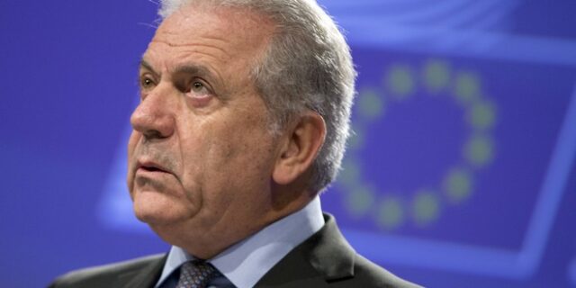Αβραμόπουλος: Να τηρήσει η Αυστρία τις υποχρεώσεις της
