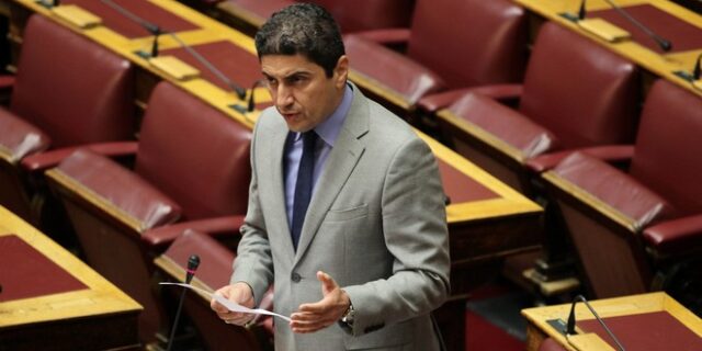 Άρθρο του Λ. Αυγενάκη: ‘Η προπαγάνδα για τη Φέτα δεν είναι παρά το πλεόνασμα πανικού της Κυβέρνησης’