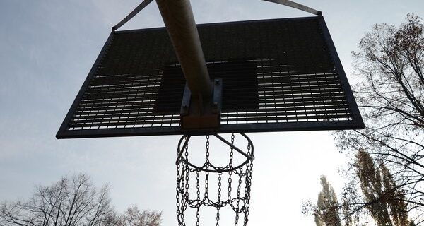 Ασελγούσε σε 12χρονους που έπαιζαν μπάσκετ στο πάρκο της γειτονιάς