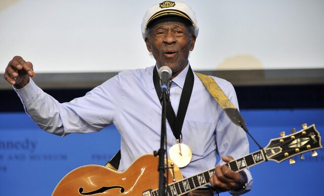 Πέθανε ο θρύλος της ροκ Chuck Berry