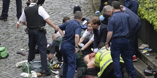 Βρετανία: Έδρασε μόνος του ο δράστης έξω από το κοινοβούλιο