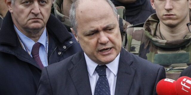 Γαλλία: Υπουργός προσέλαβε τις ανήλικες κόρες του στο κοινοβούλιο