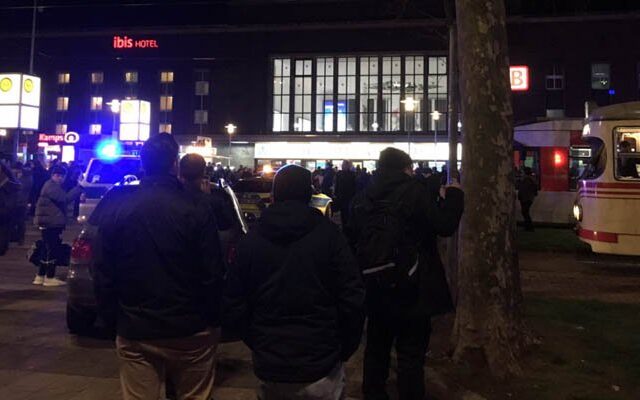 Γερμανία: Επίθεση με τσεκούρι σε σιδηροδρομικό σταθμό