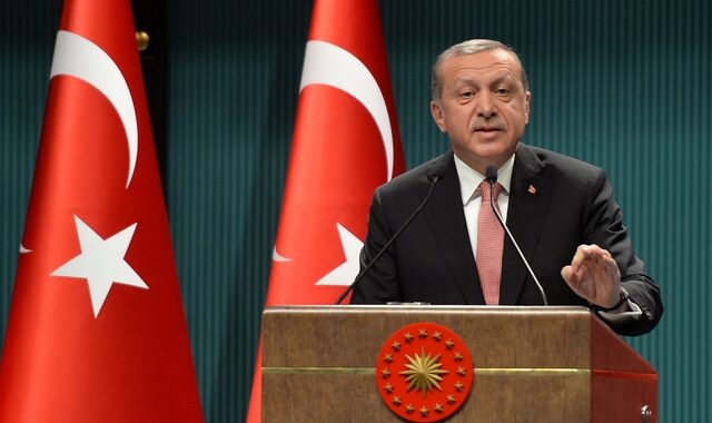 Επαναφορά της θανατικής ποινής μετά το δημοψήφισμα αναμένει ο Ερντογάν