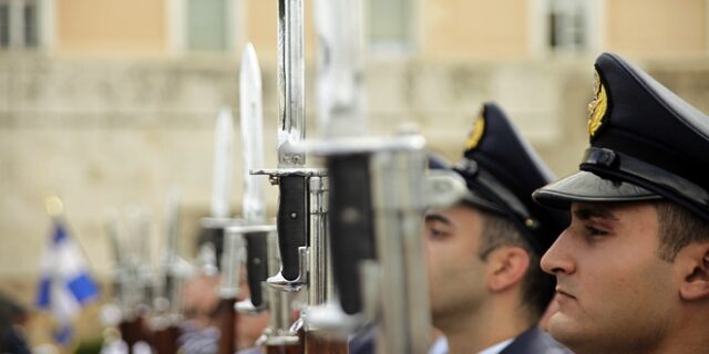 ‘Με αρετή και τόλμη’. Επιστρέφει στις οθόνες μας