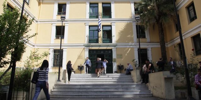 Εισαγγελέας: Να παραπεμφθούν σε δίκη 17 για τα ‘ιπτάμενα ραντάρ’