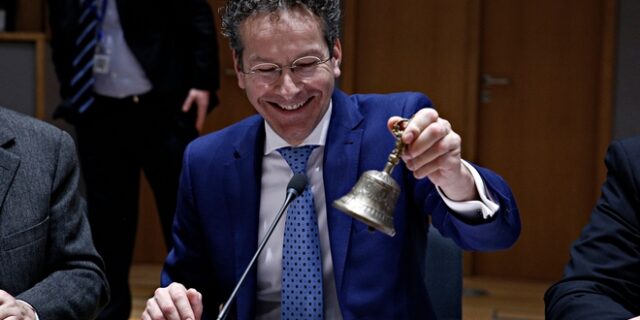 Γερούν Ντάισελμπλουμ: Συνετρίβη εκλογικά, αλλά επιμένει ότι παραμένει επικεφαλής του Eurogroup