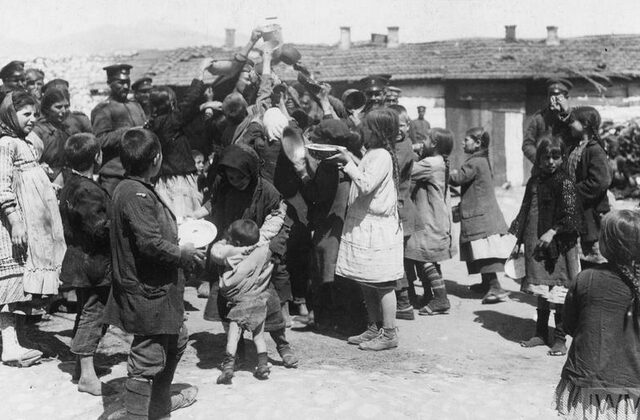 100 χρόνια πριν: Η ανατολική Μακεδονία υπό βουλγαρική κατοχή σε σπάνιες φωτογραφίες