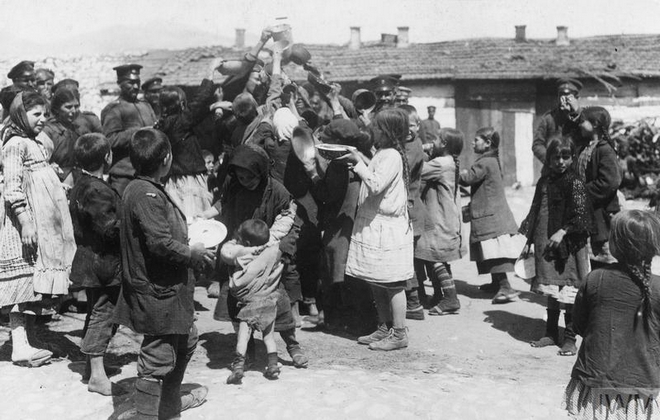 100 χρόνια πριν: Η ανατολική Μακεδονία υπό βουλγαρική κατοχή σε σπάνιες φωτογραφίες