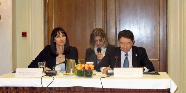 Η Ελλάδα θα κάνει και φέτος ρεκόρ στον τουρισμό