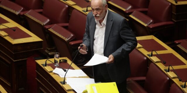 Ατύχημα για το Γιάννη Κουτσούκο. Έπεσε από ελιά ενώ κλάδευε