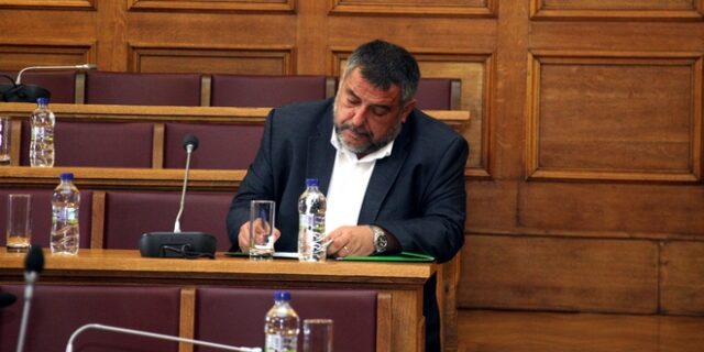 Ανεξαρτητοποίηση Κουκούτση από ΧΑ – Τρίτη δύναμη η Δημοκρατική Συμπαράταξη