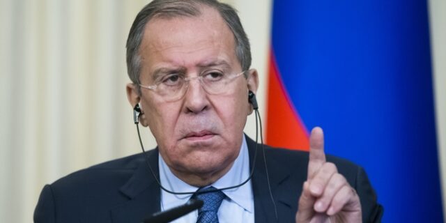 Διάλογο με τις ΗΠΑ σε ισότιμη βάση θέλει ο Λαβρόφ