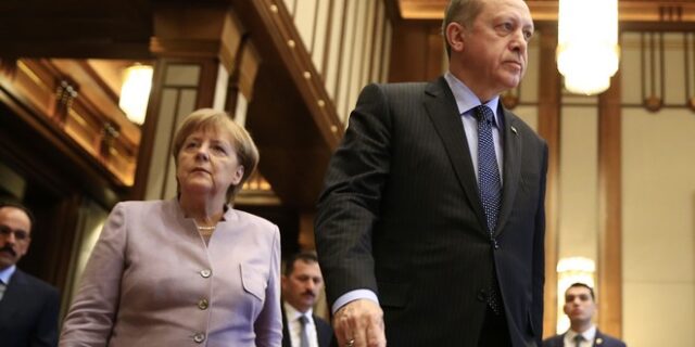 Οργισμένη απάντηση Μέρκελ σε Ερντογάν