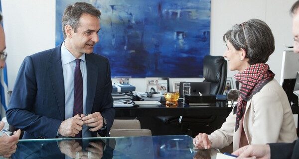 Μητσοτάκης με πρέσβη Μ.Βρετανίας για το Brexit και κατά Grexit