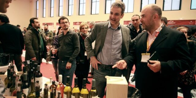 Μητσοτάκης: Θα καταργήσω τον Ειδικό Φόρο Κατανάλωσης για το κρασί