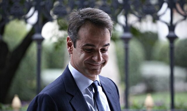 ΝΔ: Μηνύματα Μητσοτάκη σε βουλευτές και κοινωνία