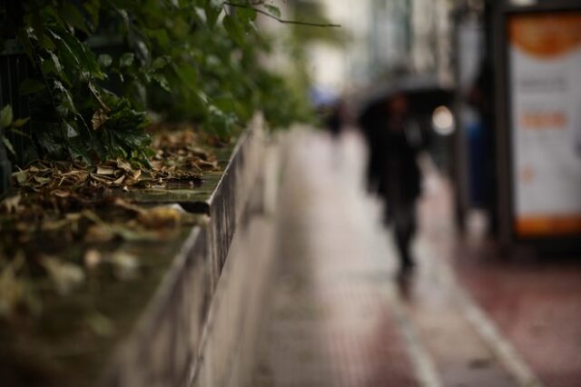 Βροχές και ισχυροί άνεμοι το σκηνικό του καιρού