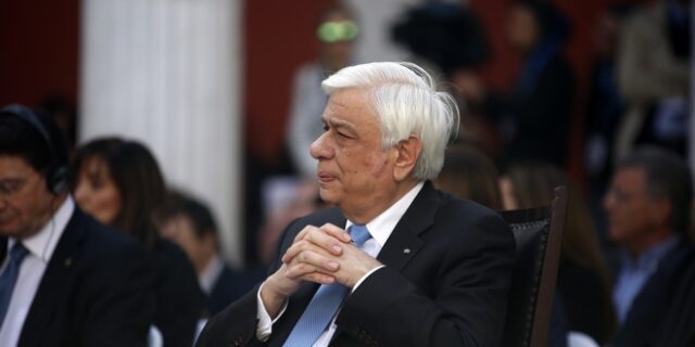 Μήνυμα φιλίας προς όλα τα γειτονικά κράτη έστειλε ο Προκόπης Παυλόπουλος