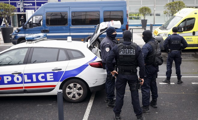 Γαλλία: Ολοκληρώθηκε η έρευνα στα γραφεία του οικονομικού εισαγγελέα του Παρισιού