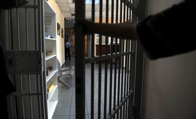 Φυτράκης: Άμεσες προσλήψεις στις φυλακές – Πως θα διανεμηθούν οι θέσεις