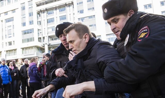 Συνέλαβαν τον ηγέτη της αντιπολίτευσης στη Μόσχα