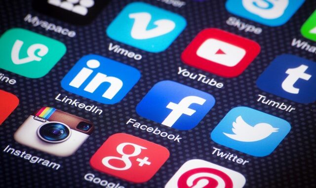 Με δικαστικές διώξεις απειλούνται Facebook, Google και Twitter