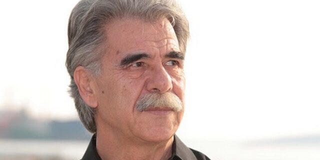 Ο τροβαδούρος της Κρήτης Βασίλης Σκουλάς στο Γυάλινο Μουσικό Θέατρο