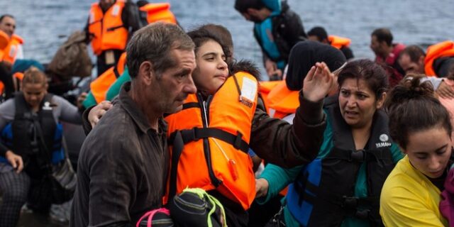 Κατακόρυφη η αύξηση των ροών προσφύγων και μεταναστών