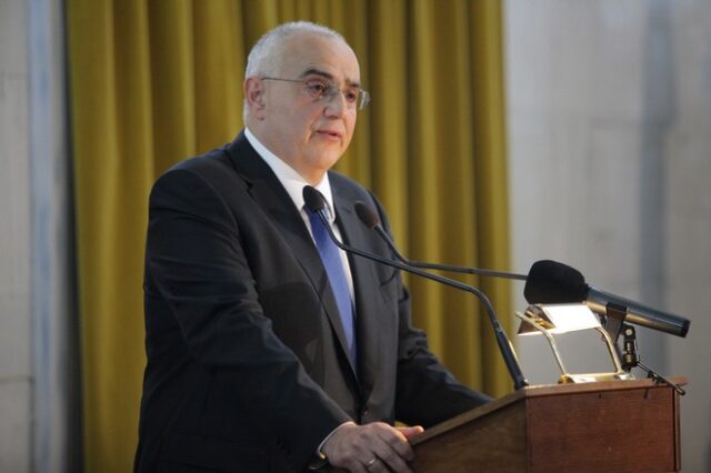 Καραμούζης: Η αβεβαιότητα αναστέλλει τις θετικές τάσεις του 2016