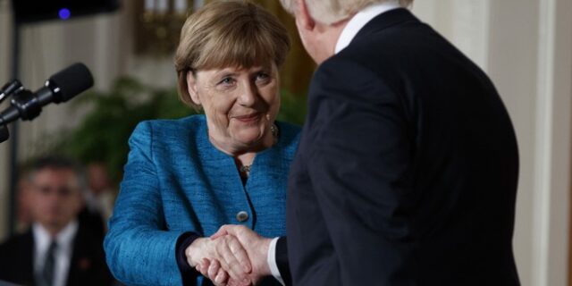 Ο Τραμπ συνεχάρη τη Μέρκελ