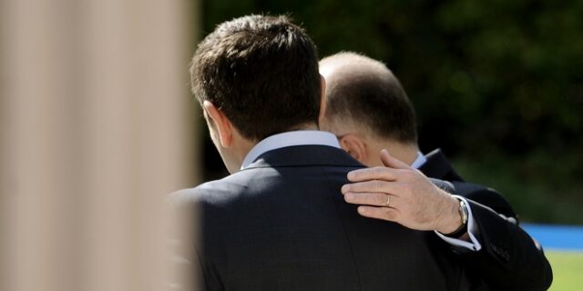 Αισιοδοξία Καζνέβ για κλείσιμο αξιολόγησης κι επιστροφή στην ανάπτυξη