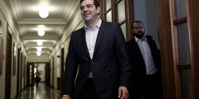 Τσίπρας κατά ΔΝΤ: Κι αυτοί το βιολί τους