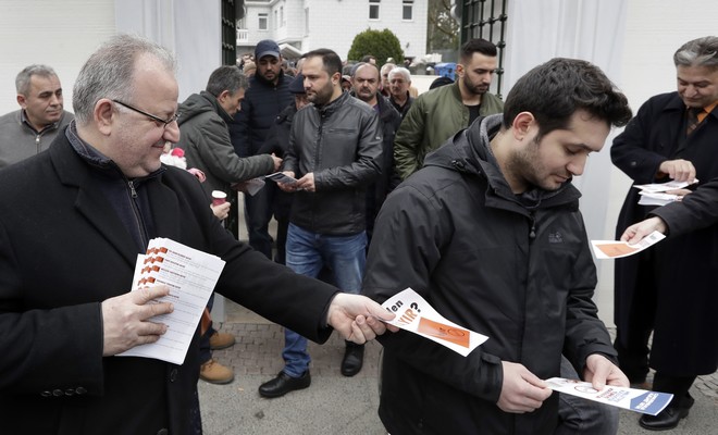 Ο Ερντογάν ακυρώνει όλες τις εκδηλώσεις του κόμματος του στη Γερμανία