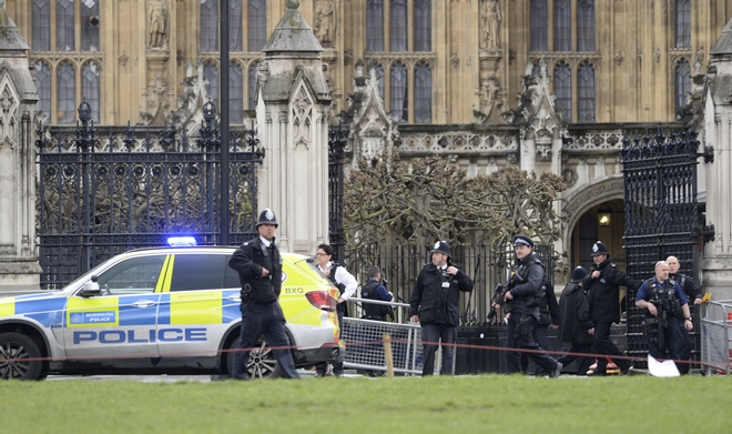 Τρόμος στο Λονδίνο: Το χρονικό της αιματηρής επίθεσης