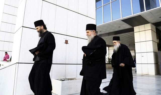 Αθώοι όλοι για την υπόθεση Βατοπεδίου