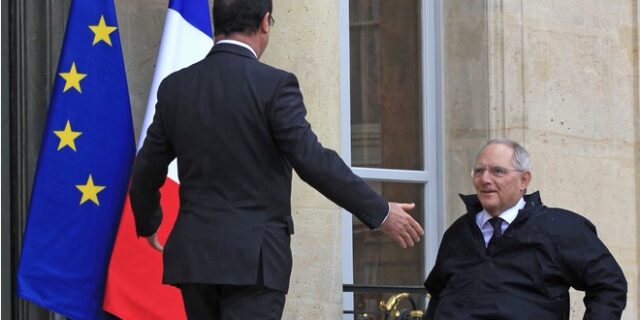 Ολάντ: H Γαλλία έδειξε στον Σόιμπλε τι θα κόστιζε το Grexit