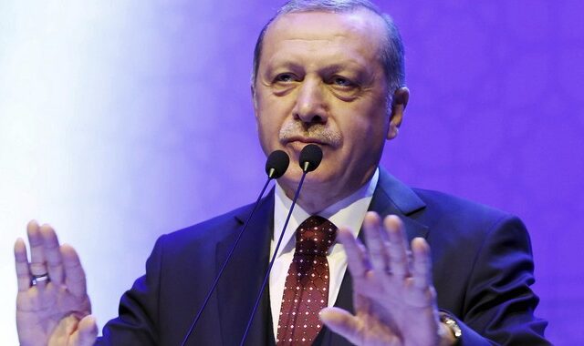 Απειλές Ερντογάν σε Ευρώπη: Αν συνεχίσετε έτσι, δε θα περπατάτε με ασφάλεια πουθενά