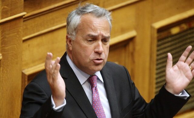 Βορίδης: Σκάνδαλο το Ντινάν, αλλά δεν ευθύνεται η κυβέρνηση Σαμαρά