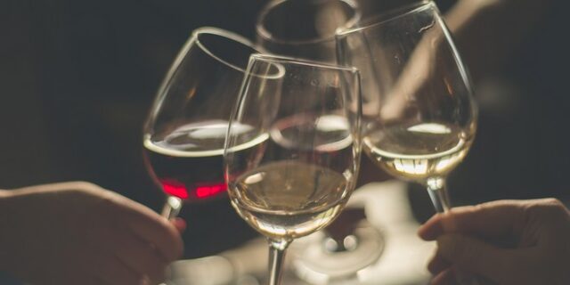 Δαπάνες 4,8 εκατ. ευρώ για την προώθηση του ελληνικού κρασιού