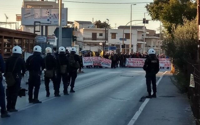 Χανιά: Ένταση και προσαγωγές σε αντιφασιστική συγκέντρωση