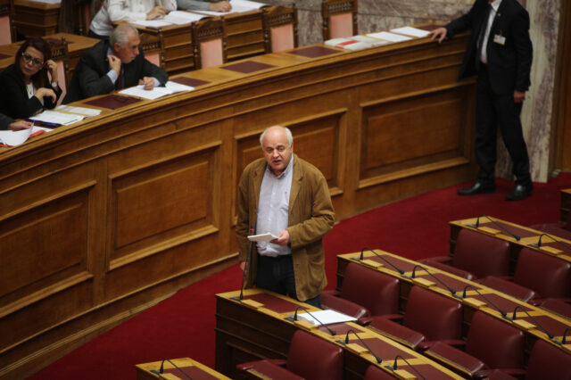 Καραθανασόπουλος: Το ΚΚΕ έχει καταθέσει συγκεκριμένη πρόταση για τα κόκκινα δάνεια