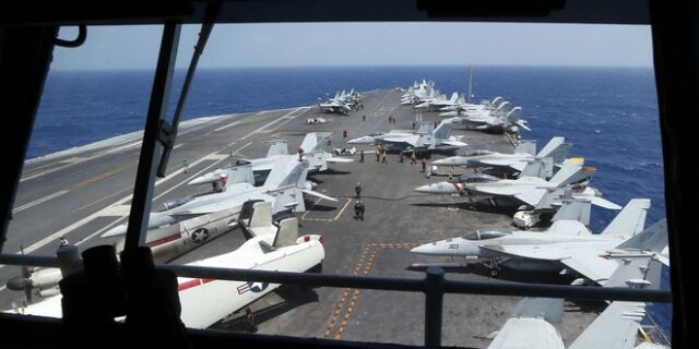 Ο Τραμπ δείχνει ‘τα δόντια του’ και στην Κορέα