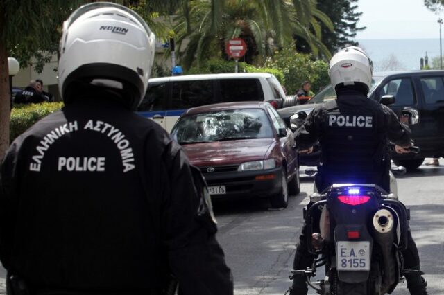 Συνελήφθη μετά από επέμβαση της ΕΚΑΜ ο ταμπουρωμένος στον Άγιο Δημήτριο