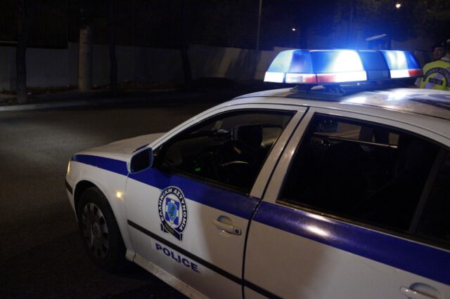 ΒΙΝΤΕΟ: Έτσι δρούσαν οι διαρρήκτες που διέλυαν τα περίπτερα σαν τυφώνας