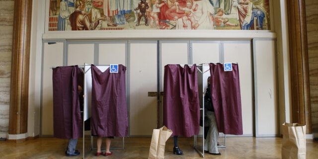 Γαλλικές εκλογές: Το έξυπνο χτύπημα στην αποχή. Με κάθε ψήφο, δωρεάν ποτό