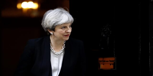 Μέι: Δύσκολο το διαζύγιο με την ΕΕ