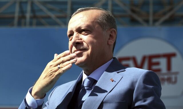 Ερντογάν: ‘Δεν θα περιμένουμε για πάντα στο κατώφλι της ΕΕ’