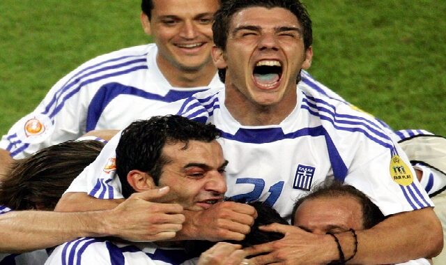 Οι πρωταθλητές Ευρώπης του 2004 παίζουν μπάλα μόνο στη Nova!